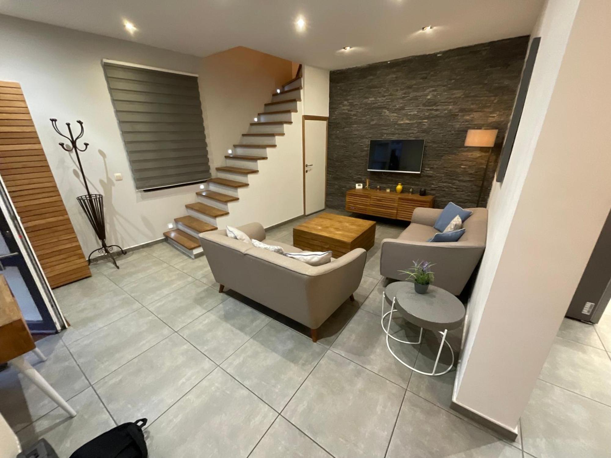 Maison 3 Chambres Proximite Aeroport Et Grand Axes Charleroi Eksteriør billede